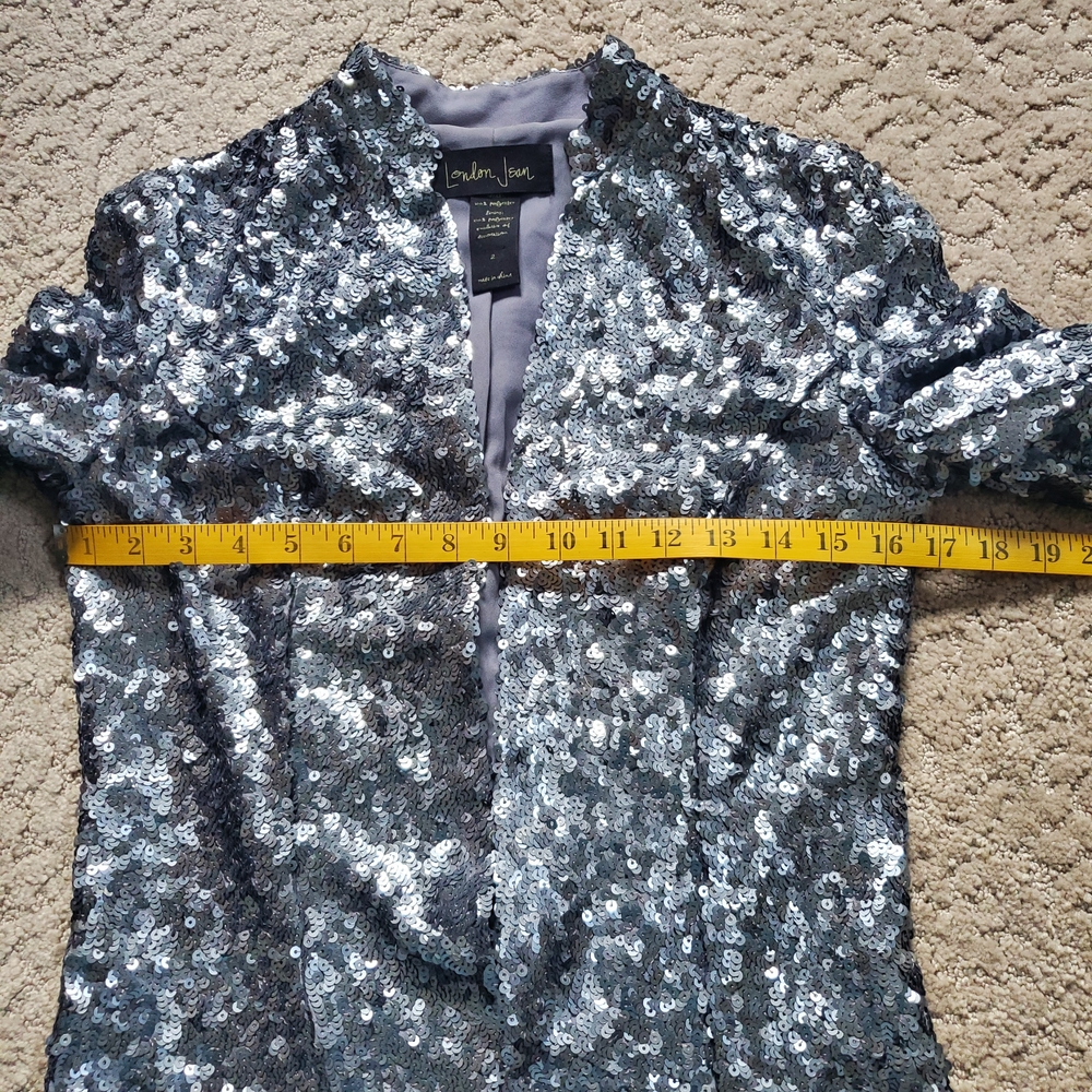 LONDONJEAN Silver Sequin Blazer - Picture 7 of 8